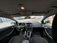 Usata Ford Focus Titanium 109 CV (80 kW) 2011 Bianco Berlina