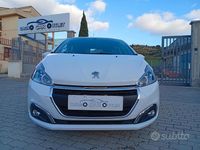 Usata Peugeot 208 Active 110 CV (80 kW) 2016 Bianco Utilitaria
