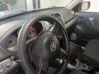 Usata Toyota RAV4 116 CV (85 kW) 2005 Grigio SUV