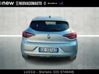 Käytetty Renault Clio V Intens 140 HP (102 kW) 2022 Harmaa Sedan