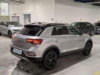 Nuova VW T-Roc Sportline 116 CV (85 kW) 2025 Pyrit silver/tetto nero SUV