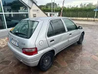 Usata Citroën Saxo 57 CV (41 kW) 2002 Grigio Utilitaria