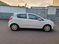 Usata Opel Corsa Club 80 CV (58 kW) 2009 Bianco Berlina