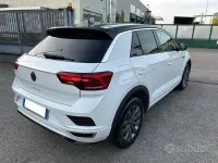 Usata VW T-Roc R-line 150 CV (110 kW) 2021 Bianco SUV