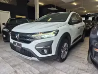 Usata Dacia Sandero Essentiel 101 CV (74 kW) 2022 Bianco Berlina