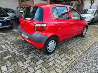 usata Toyota Yaris 1.0i 16V cat 5 porte '03