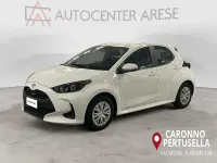 Usata Toyota Yaris Hybrid Active 92 CV (67 kW) 2025 Bianco Cabrio