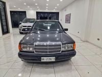 Usata Mercedes 190 104 CV (76 kW) 1990 Nero Berlina