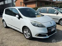Usata Renault Scénic III XMOD 110 CV (80 kW) 2013 Bianco Monovolume