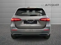 Usata Mercedes B180 Advanced Plus 116 CV (85 kW) 2023 Grigio / metallizzato Utilitaria