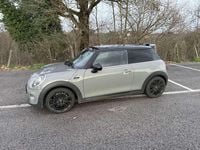 Usata Mini Cooper D 111 CV (81 kW) 2019 Utilitaria