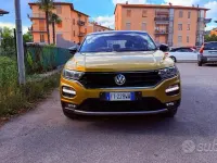 Usata VW T-Roc Advance 116 CV (85 kW) 2019 Giallo SUV