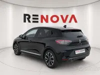 Usata Renault Clio V Techno 90 CV (66 kW) 2025 Nero Berlina