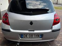 Usata Renault Clio III 75 CV (55 kW) 2007 Utilitaria