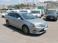 Usata Toyota Avensis Lounge 124 CV (91 kW) 2012 Grigio Station wagon