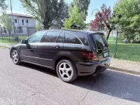 Usata Mercedes R320 224 CV (164 kW) 2007 Nero Station wagon