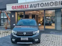 Usata Dacia Sandero Stepway 90 CV (66 kW) 2017 Grigio Berlina