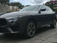 Usata Maserati Levante 349 CV (256 kW) 2021 Grigio SUV