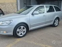 Usata Skoda Octavia Ambition 105 CV (77 kW) 2012 Grigio Station wagon