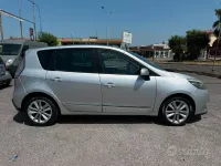 Usata Renault Scénic III LIMITED 110 CV (80 kW) 2012 Grigio Monovolume