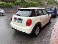 Usata Mini ONE 75 CV (55 kW) 2017 Bianco Utilitaria