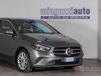 Usata Mercedes B200 163 CV (119 kW) 2019 Grigio Monovolume