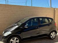 Usata Mercedes A180 Avantgarde 116 CV (85 kW) 2012 Nero Utilitaria