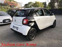 Usata Smart ForFour 71 CV (52 kW) 2015 Bianco(met.) Utilitaria