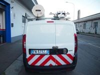 Usata Fiat Doblò 120 CV (88 kW) 2018 Bianco Monovolume