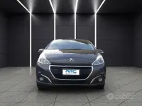 Usata Peugeot 208 Allure 82 CV (60 kW) 2019 Grigio Utilitaria