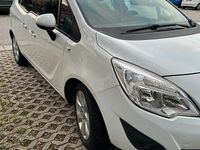 Usata Opel Meriva 95 CV (69 kW) 2011 Bianco Monovolume