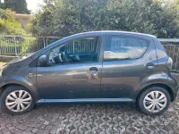 Usata Toyota Aygo 68 CV (50 kW) 2010 Grigio Utilitaria