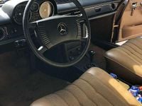 Usata Mercedes W115 109 CV (80 kW) 1975 Beige Berlina
