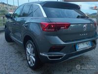 Usata VW T-Roc 116 CV (85 kW) 2018 Grigio SUV