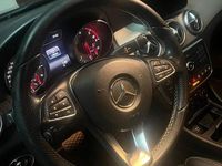 Usata Mercedes GLA200 Executive 136 CV (100 kW) 2017 Nero SUV