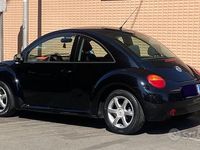 Usata VW New Beetle 90 CV (66 kW) 2004 Nero Utilitaria