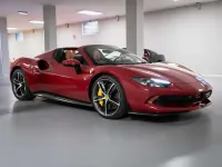 Usata Ferrari 296 829 CV (609 kW) 2023 Rosso Cabrio