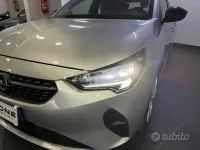 Usata Opel Corsa Elegance 101 CV (74 kW) 2023 Grigio Utilitaria