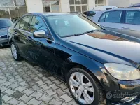 Usata Mercedes C220 Avantgarde 170 CV (125 kW) 2008 Nero Berlina