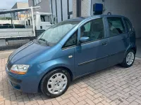 Usata Fiat Idea 95 CV (69 kW) 2004 Blu Monovolume