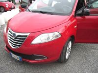 Usata Lancia Ypsilon Platinum 95 CV (69 kW) 2014 Rosso Utilitaria