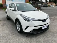 Usata Toyota C-HR Active 98 CV (72 kW) 2017 Bianco SUV