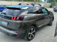 Usata Peugeot 3008 GT-line 120 CV (88 kW) 2018 Verde SUV
