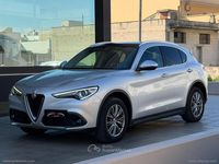 Usata Alfa Romeo Stelvio Super 210 CV (154 kW) 2017 Grigio SUV