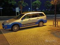 Usata Ford Focus Ghia 75 CV (55 kW) 2001 Grigio Berlina