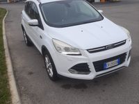 Begagnad Ford Kuga 163 HK (119 kW) 2014 Vit SUV