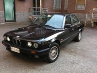 usata BMW 318 i 4 porte del 1989
