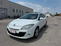 Usata Renault Mégane GrandTour 110 CV (80 kW) 2011 Bianco Station wagon