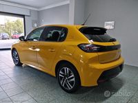Usata Peugeot 208 Allure 102 CV (75 kW) 2023 Utilitaria