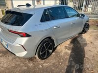 Usata Opel Astra 130 CV (95 kW) 2023 Grigio Berlina